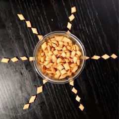A picture of Cheeslings.