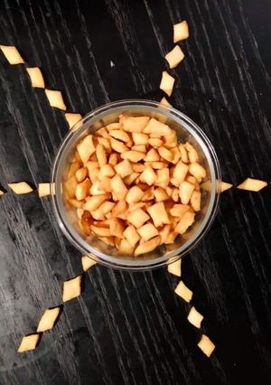 A picture of Cheeslings.