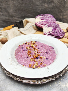 Foto di Risotto con cavolo rosso gorgonzola e noci