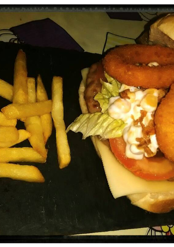 Una foto de Burguer suprema