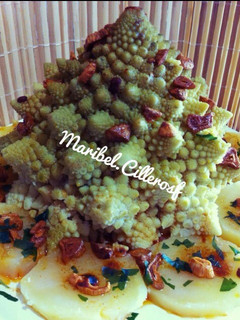 Una foto de Romanescu con refrito
