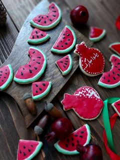 عکسی از دستور کوکی آیسینگ یلدایی