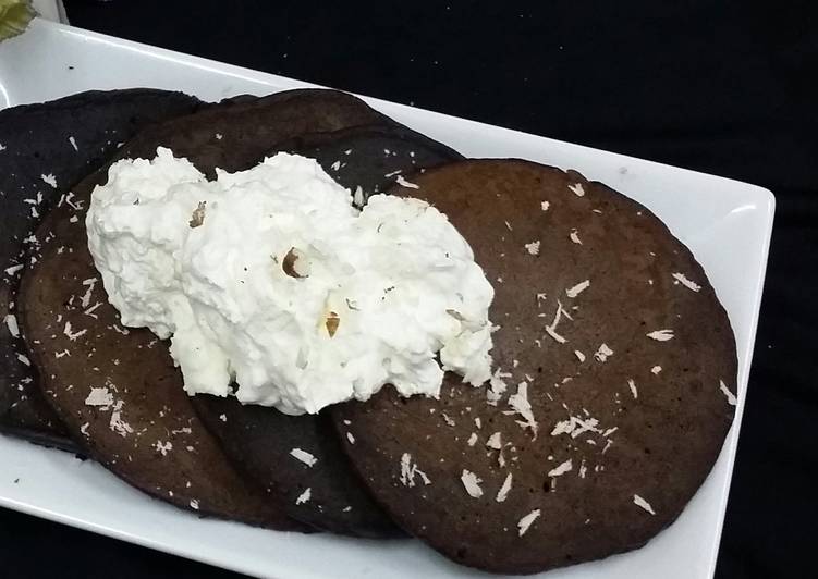 How to Make Super Quick Homemade Chocolate Pancakes