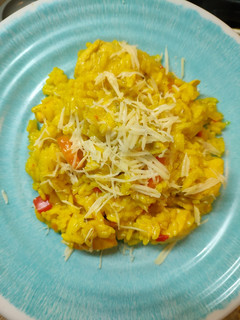 Una foto de Arroz con pollo al curry
