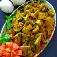 A picture of Chatu Besara(Mushroom with Mustard Paste).