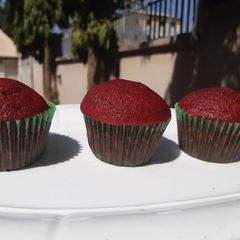 A picture of Red velvet cake.