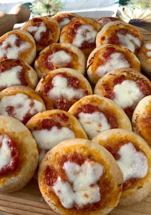 A picture of Soft Mini Pizzas.
