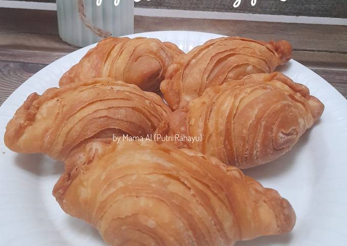 Bagaimana Membuat Karipap (Pastel Singapur) Anti Gagal
