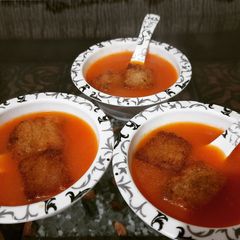 A picture of Tomato soup.