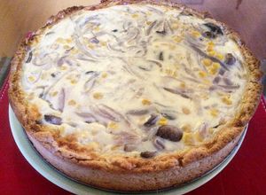 Una foto de Quiche de cebolla, choclo y champiñones