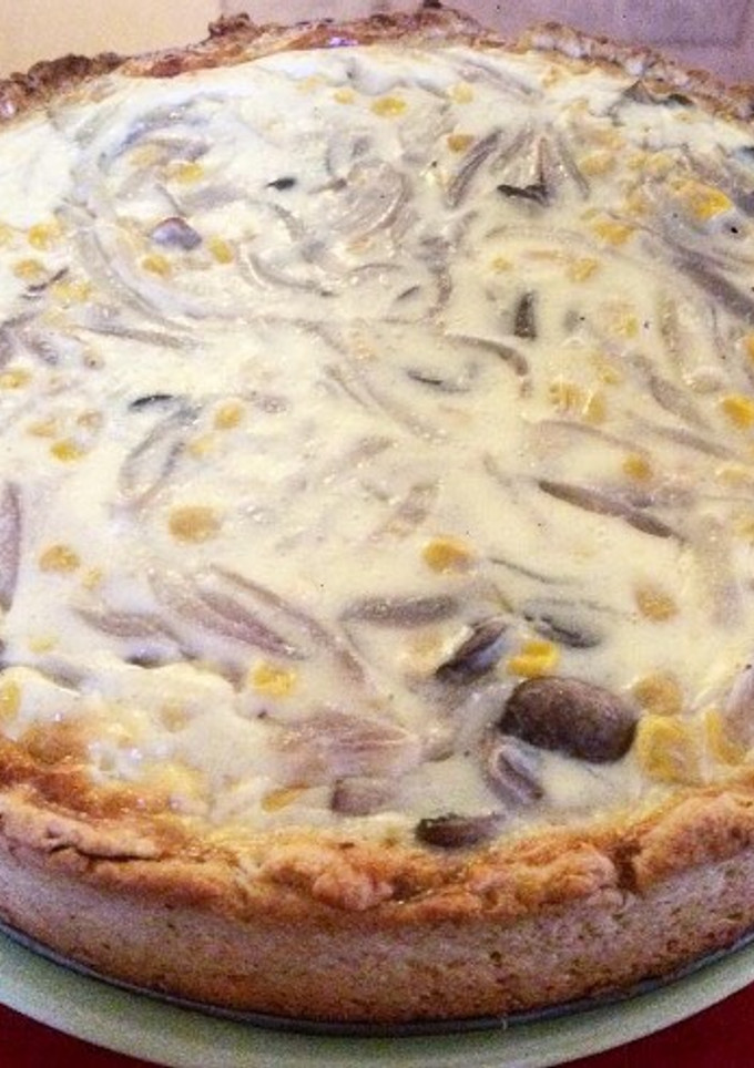 Una foto de Quiche de cebolla, choclo y champiñones