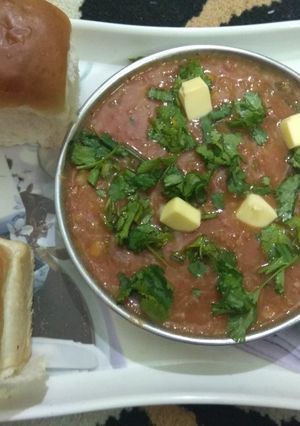 A picture of Pav bhaji.