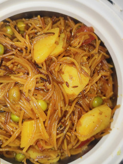 नमकीन सेवइयां (namkeen seviyan recipe in Hindi) रेसिपी मुख्य फोटो