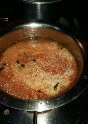 A picture of Tomato- coconut soup.
