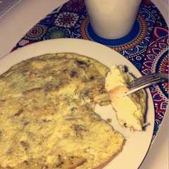 بيض بقطع التوست المحمص والزعتر 🍞🥚-レシピのメイン写真