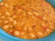 Una foto de guiso de garbanzos