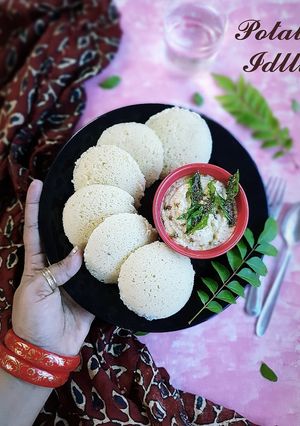A picture of Potato idli / Alu idli.