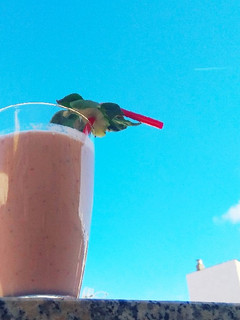 Una foto de Batido de fresa-plátano