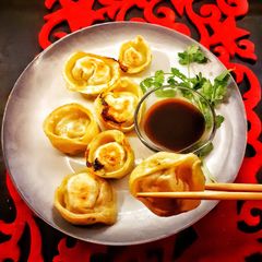 A picture of Momos 🥟.