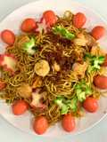 Mie Goreng Chinese Food Ulang Tahun dan Telur Merah