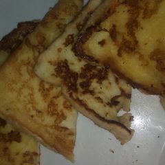 French toast A picture of French toast.
