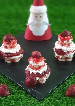 A picture of Strawberry Short Cake.
