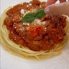 A picture of Italian Sausage Spaghetti.