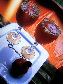 A picture of Fresh pomegranate juice🍹.
