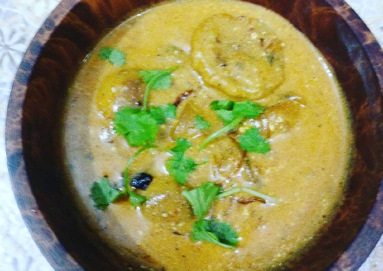 Recipe of Ultimate ALOO ki KADHI