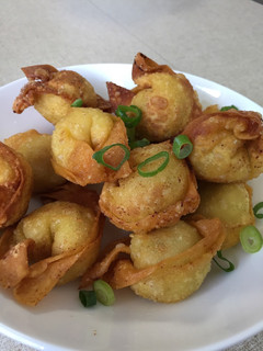 A picture of Fried Wonton Chicken.