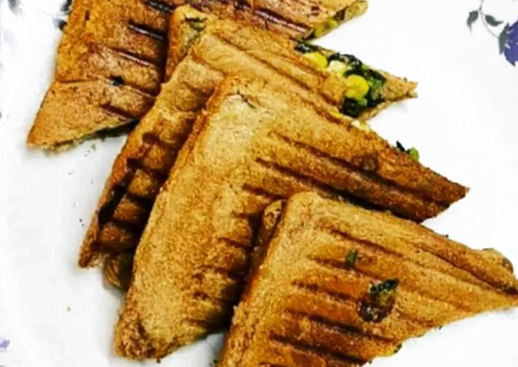 Simple Way to Cook Yummy Grilled Spinach Corn Sandwich