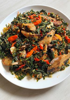 Foto resep Tumis Daun Singkong Tongkol