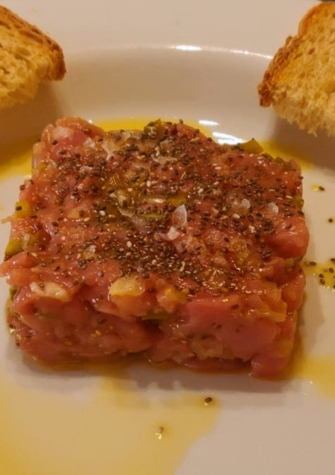 Una foto de Steak Tàrtar de filet de vedella