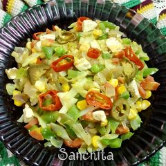 A picture of Five Pepper Salad.