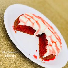 A picture of Redvelvet cake.
