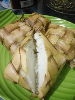 Foto resep Ketupat Hemat Waktu dan Gas