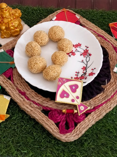 तिल के लड्डू रेसिपी मुख्य फोटो