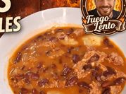 Una foto de alubias rojas con chorizo
