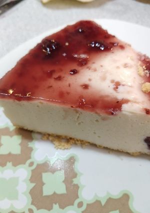 Una foto de Cheesecake de queso con zarzamora