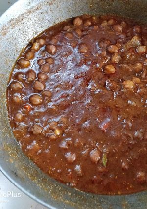 A picture of Pindi chole.