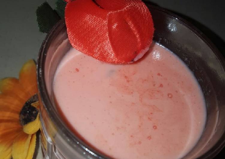 Steps to Prepare Homemade Watermelon and milk smoothie