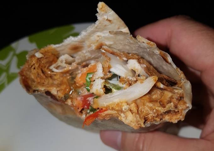 Sweet twisted pulled chicken wrap