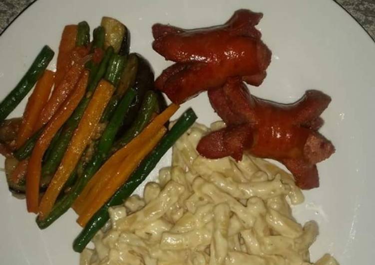 Recipe of Super Quick Homemade Cream cheese macaroni with veggies