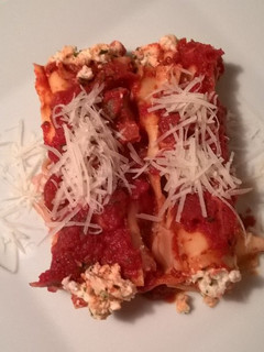 Ricottával töltött cannelloni paradicsomszószban recept fotója