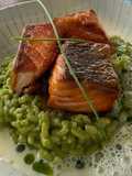 Lombos de Salmão com Risotto Verde Cremoso