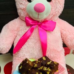 A picture of Red Velvet Brownies.