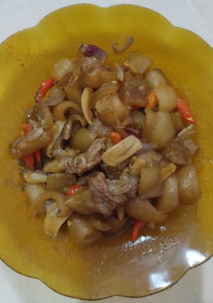 Foto resep Tumis Oseng Pedas Kikil Kulit Sapi