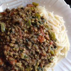 A picture of Greengrams stew and spaghetti.