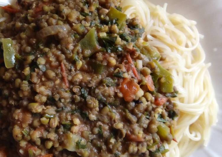 Greengrams stew and spaghetti