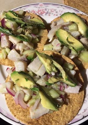 Una foto de Tostadas aguachile de pescado